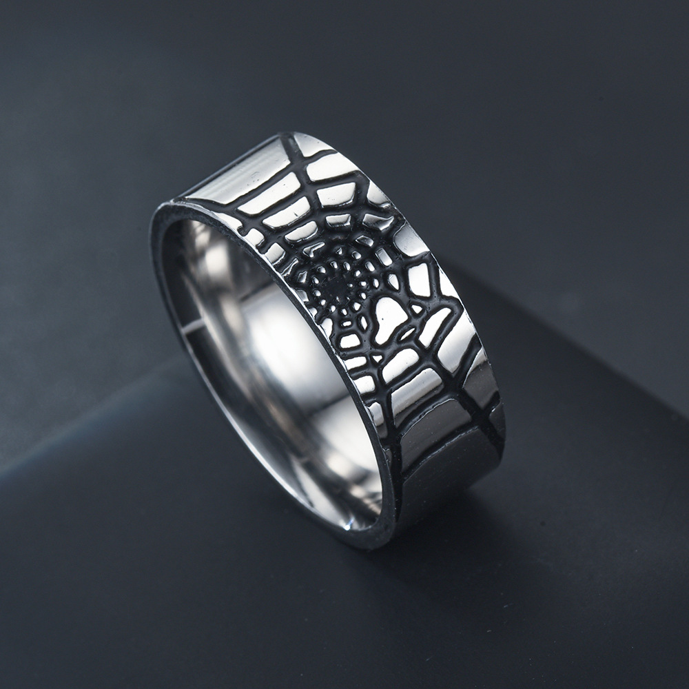 Stainless Steel Simple Spider  - Initial Ring Custom recension och pris