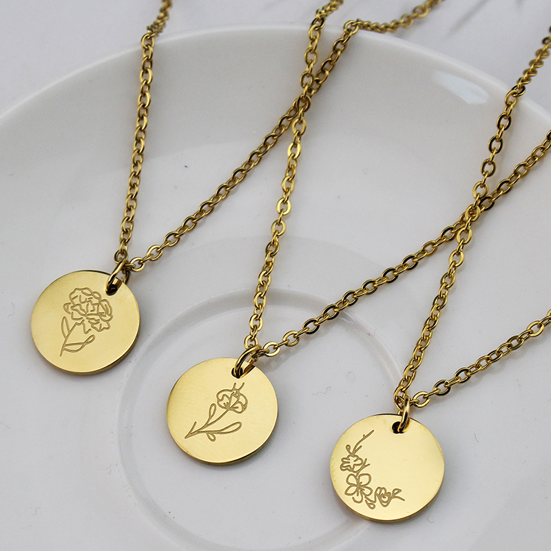 Titanium Steel December Flower - Birth Flower Necklace recension och pris